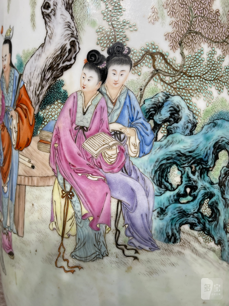 民国 熊晓峰画粉彩金陵十二钗纹大灯笼瓶 - 图9